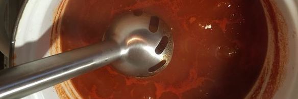 томатный суп-пюре с мидиями