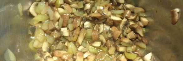 тыквенный суп-пюре с грибами и перцем чили