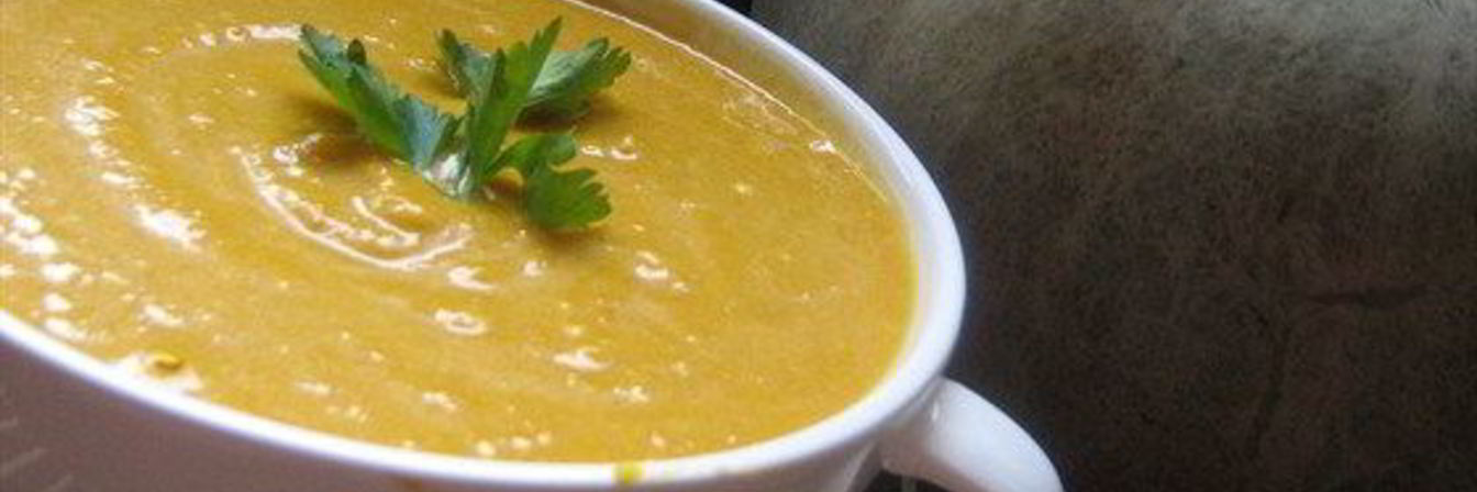 Тыквенный суп-пюре с сыром и гренками