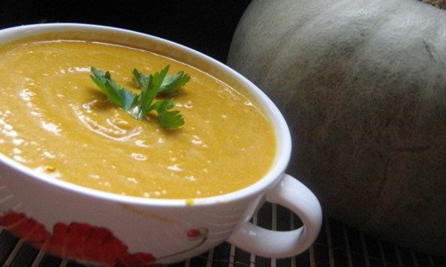 Рецепт тыквенного супа-пюре с сыром и гренками