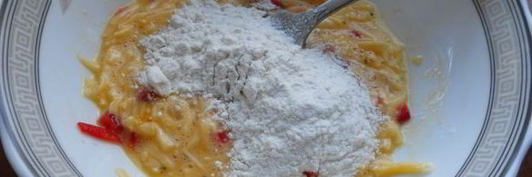 суп с копченой грудинкой и сырными клецками