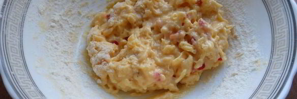 суп с копченой грудинкой и сырными клецками