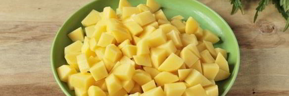 суп с крапивой, щавелем и яйцом