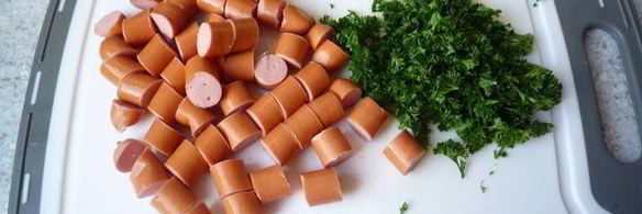 сытный суп с чечевицей и венскими сосисками