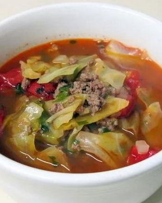 Сытный суп с овощами и мясным фаршем