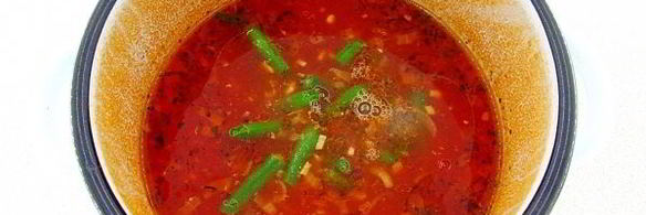 томатный суп с курицей и спаржевой фасолью