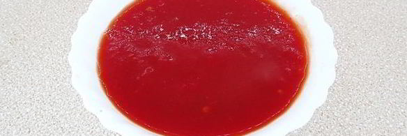 томатный суп с курицей и спаржевой фасолью