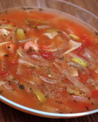 Томатный суп с лапшой