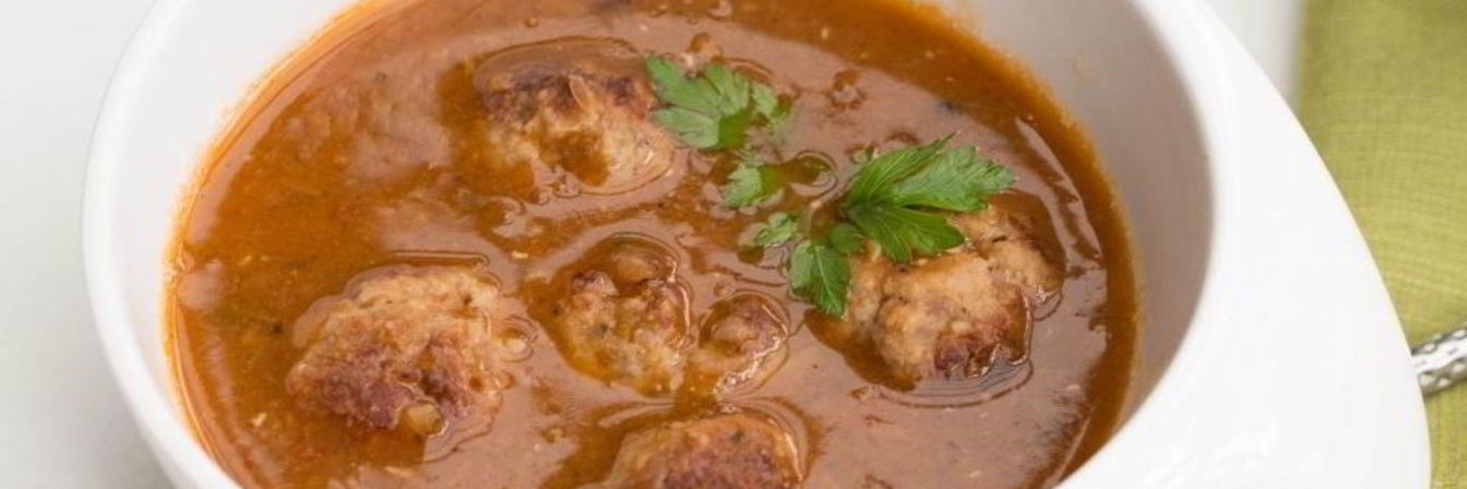 Томатный суп с тефтелями