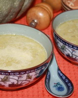 Тыквенный суп с луком пореем и пармезаном