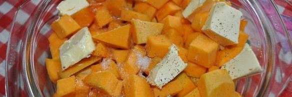 тыквенный суп в горшочках с креветками