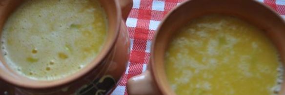 тыквенный суп в горшочках с креветками