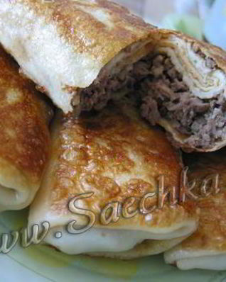 Блинчики, фаршированные мясом и чесноком