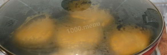 блинчики из икры карпа с соусом