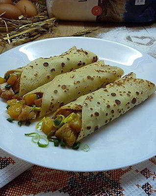 Блинчики с индейкой и манго