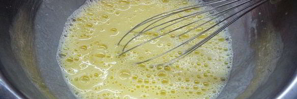 блинчики с яблочно-грушевым припеком и медом