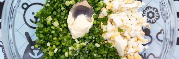 блины с луком и яйцом