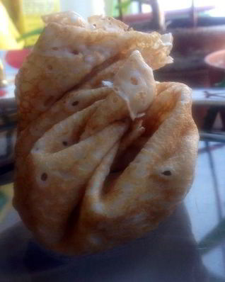 Блины с начинкой из курицы, грибов, сладкого перца и кукурузы