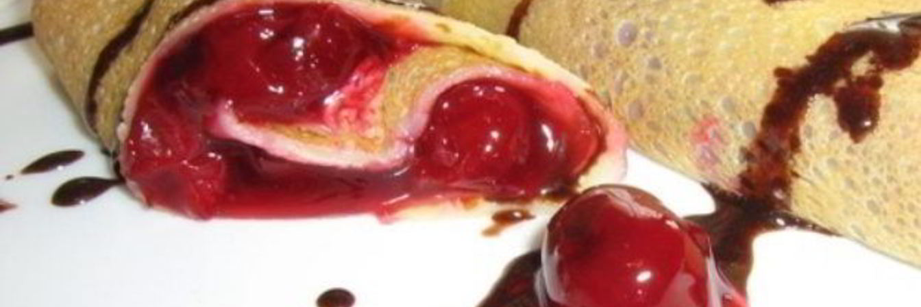 Блины с вишней