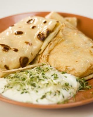 Блины с яичной начинкой