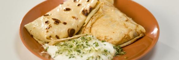 блины с яичной начинкой