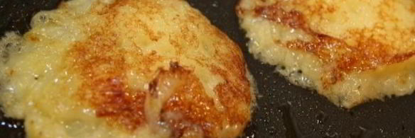 литовские картофельные блины со сметаной