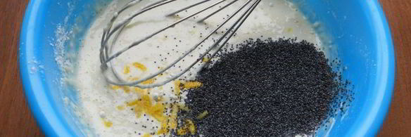 маковые блины с цедрой лимона