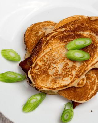 Панкейки с беконом