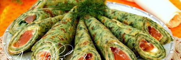 шпинатные блинчики с красной рыбой и икрой