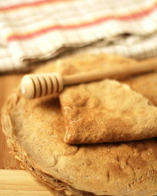 Цельнозерновые блины на молочной сыворотке