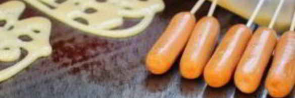 запеченные блины с сосисками