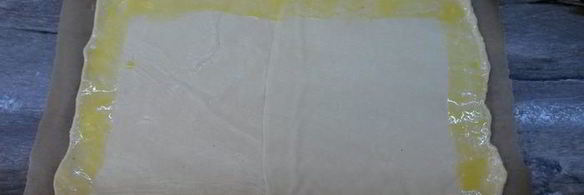 багет-круассан с песто