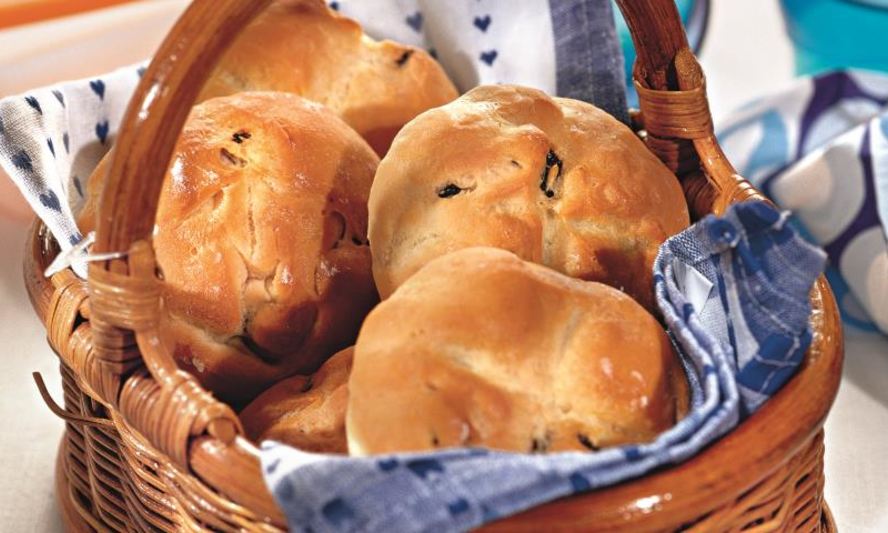 Рецепт булочек с изюмом и розмарином
