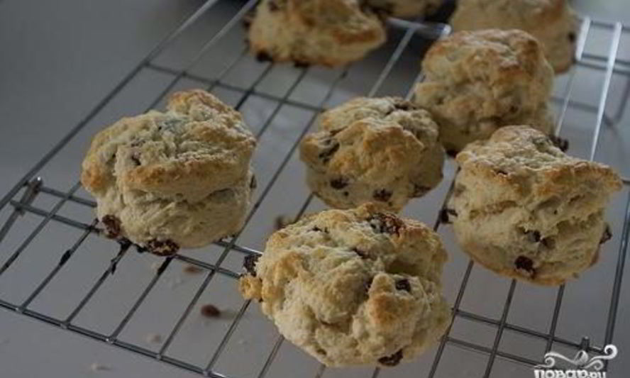 Рецепт булочек с изюмом