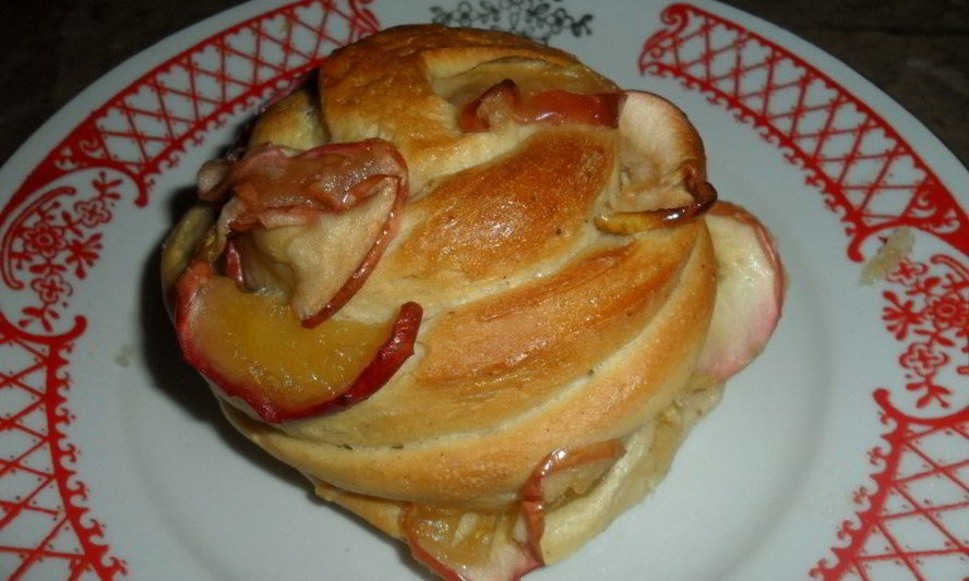 Рецепт булочек с корицей и яблоком