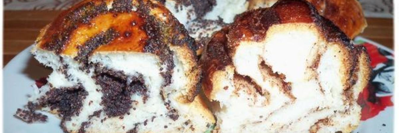 Булочки с маком и с корицей