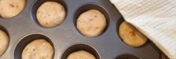 булочки с соленым сыром и вялеными помидорами