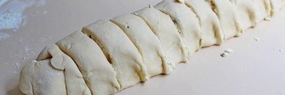 булочки с творогом в сметанной заливке