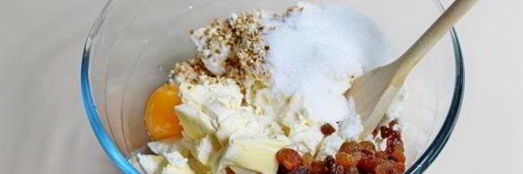 булочки с творогом в сметанной заливке