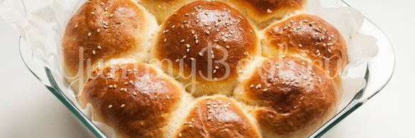 итальянские булочки данубио с сыром и ветчиной