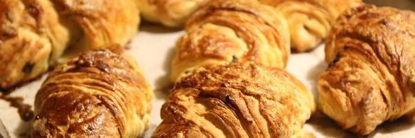 круассаны из слоеного дрожжевого теста