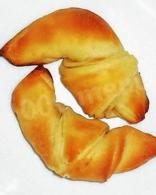 Круассаны из слоеного теста