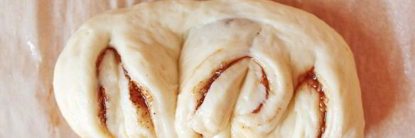 плюшки с корицей