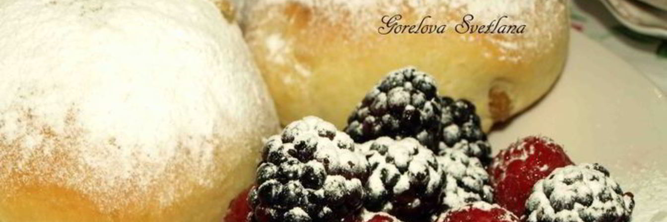 Сдобные булочки с изюмом