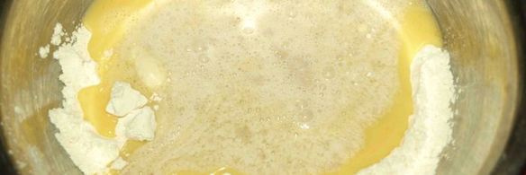 сдобные булочки с изюмом