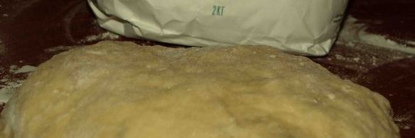 сдобные булочки с изюмом