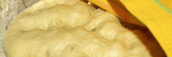 сдобные булочки с изюмом