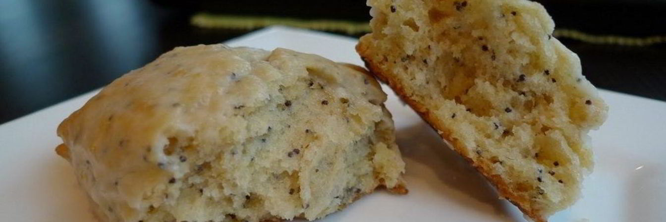 Сдобные булочки с маком