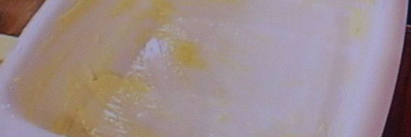 сдобные заливные булочки с глазированным яблоком