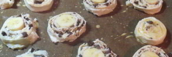 шоколадно-банановые булочки улитки